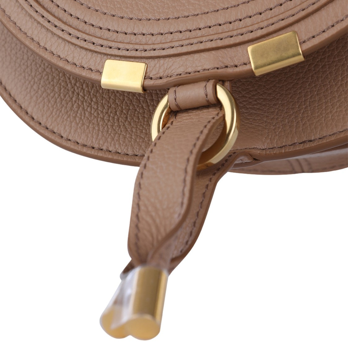 Chloé Structured Silhouette Shouder Bag With Versatile Carrying Options