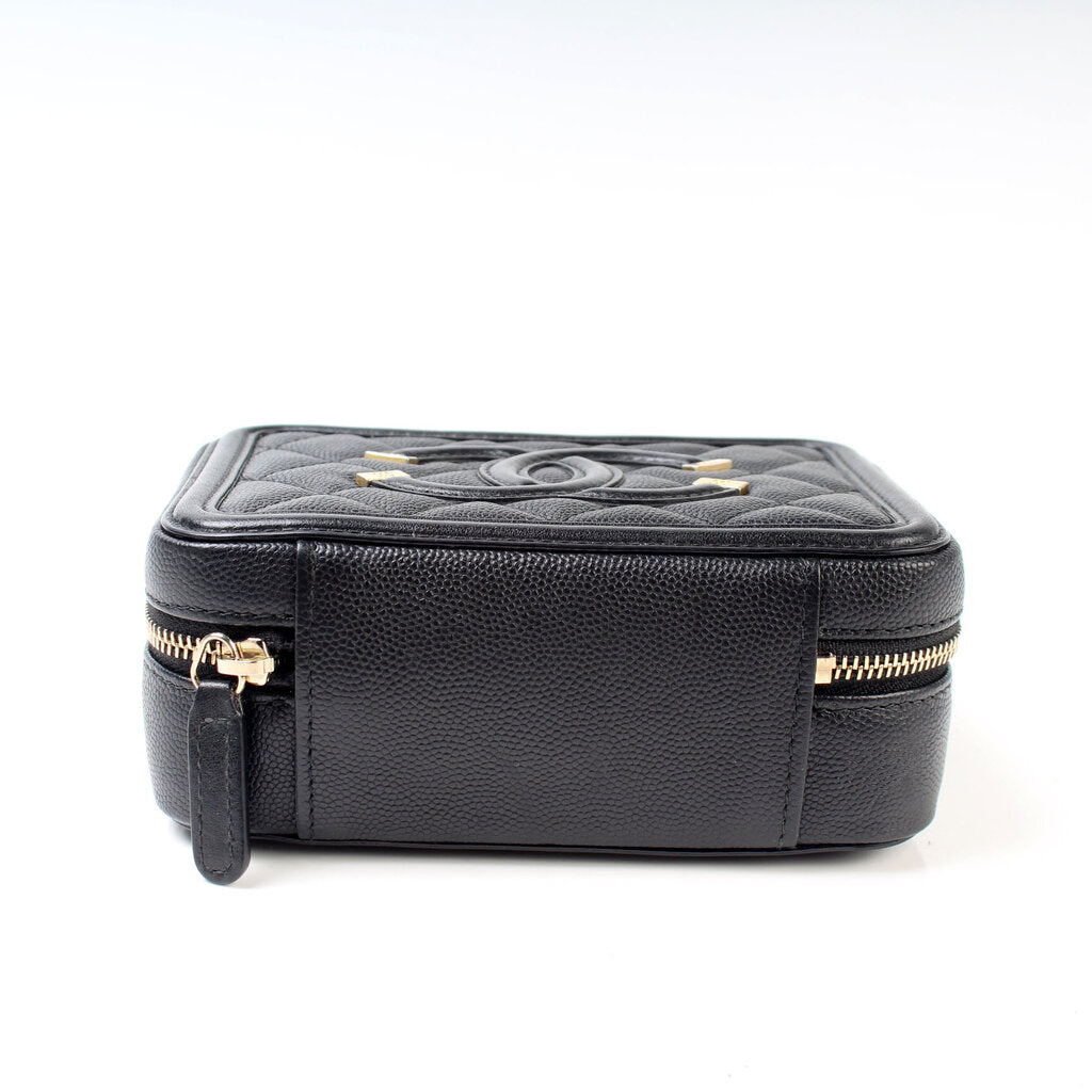 Filigree Vanity Clutch W/Chain Caviar 25M