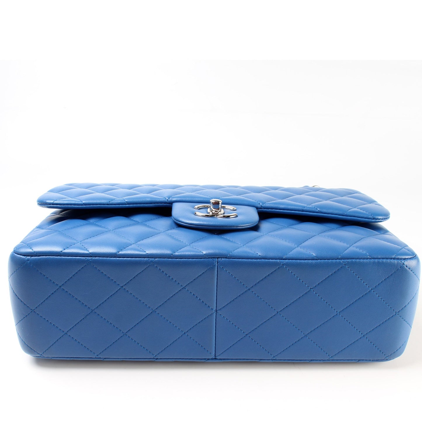 Classic Flap Jumbo Lambskin 21-24M