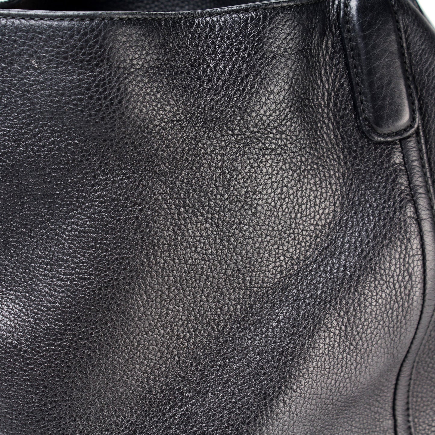 282309 Soho Leather Hobo Medium