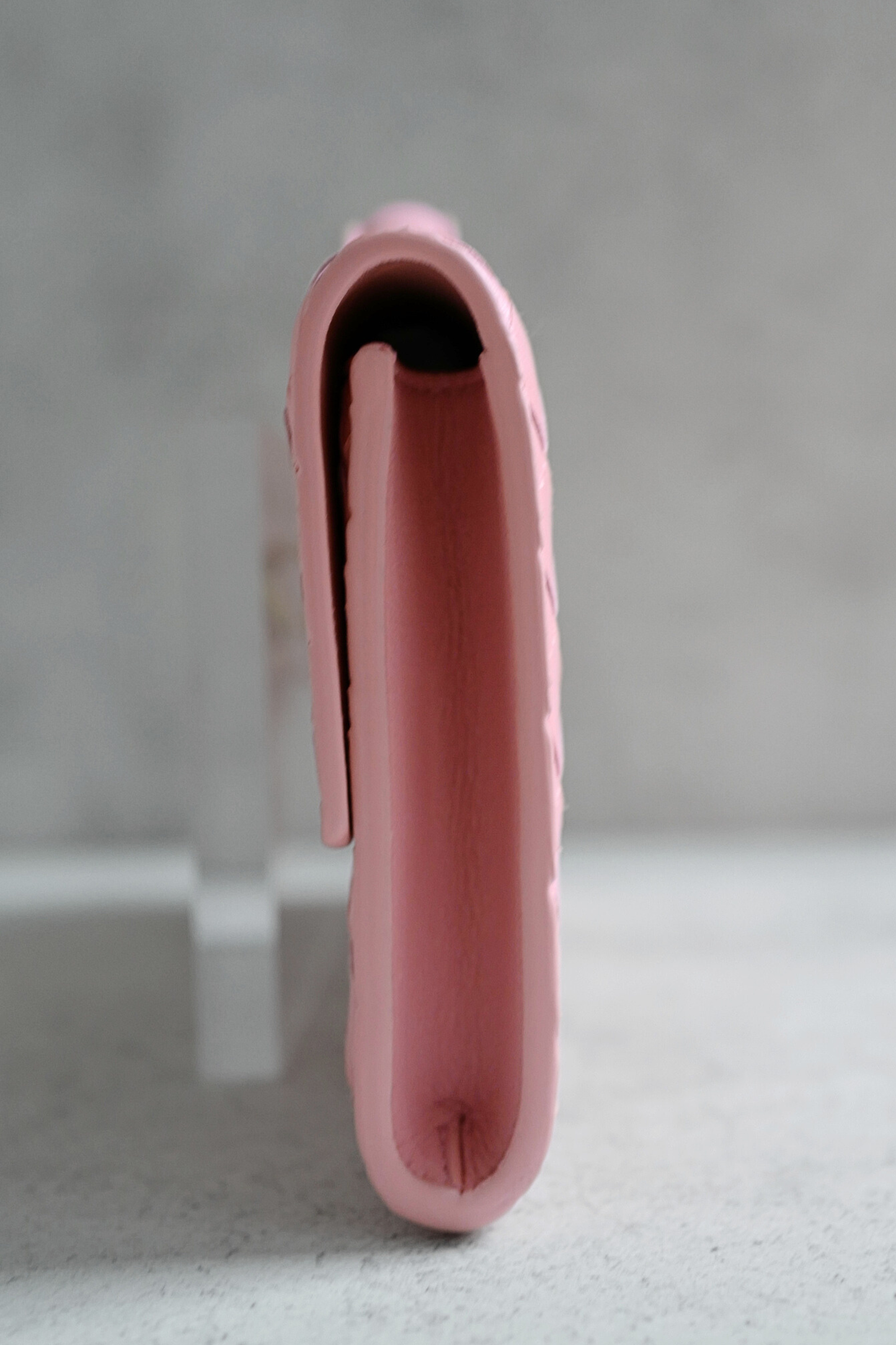 New Bottega Veneta Andiamo Clutch with Handle in Rose