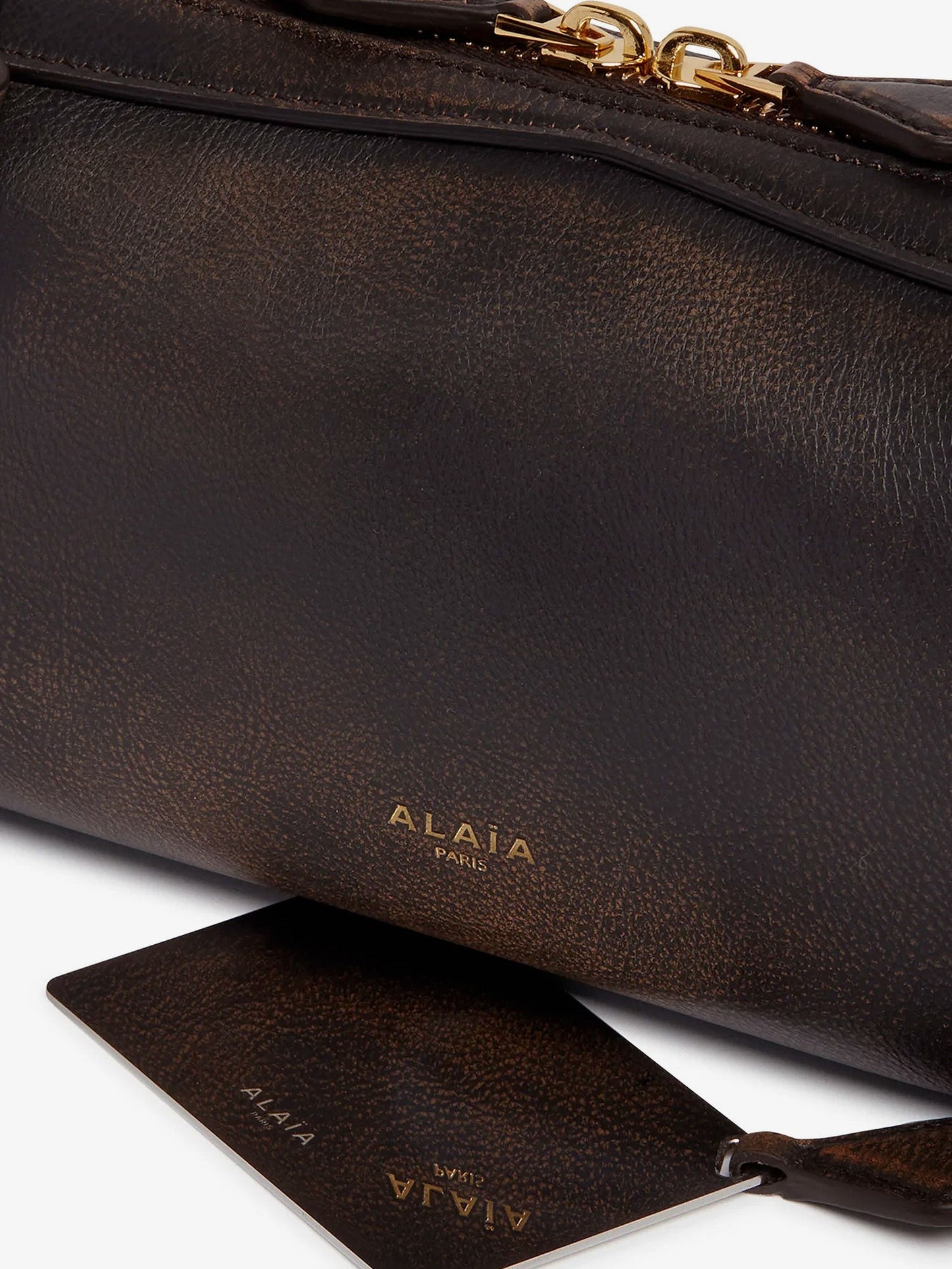 Le Teckel leather shoulder bag