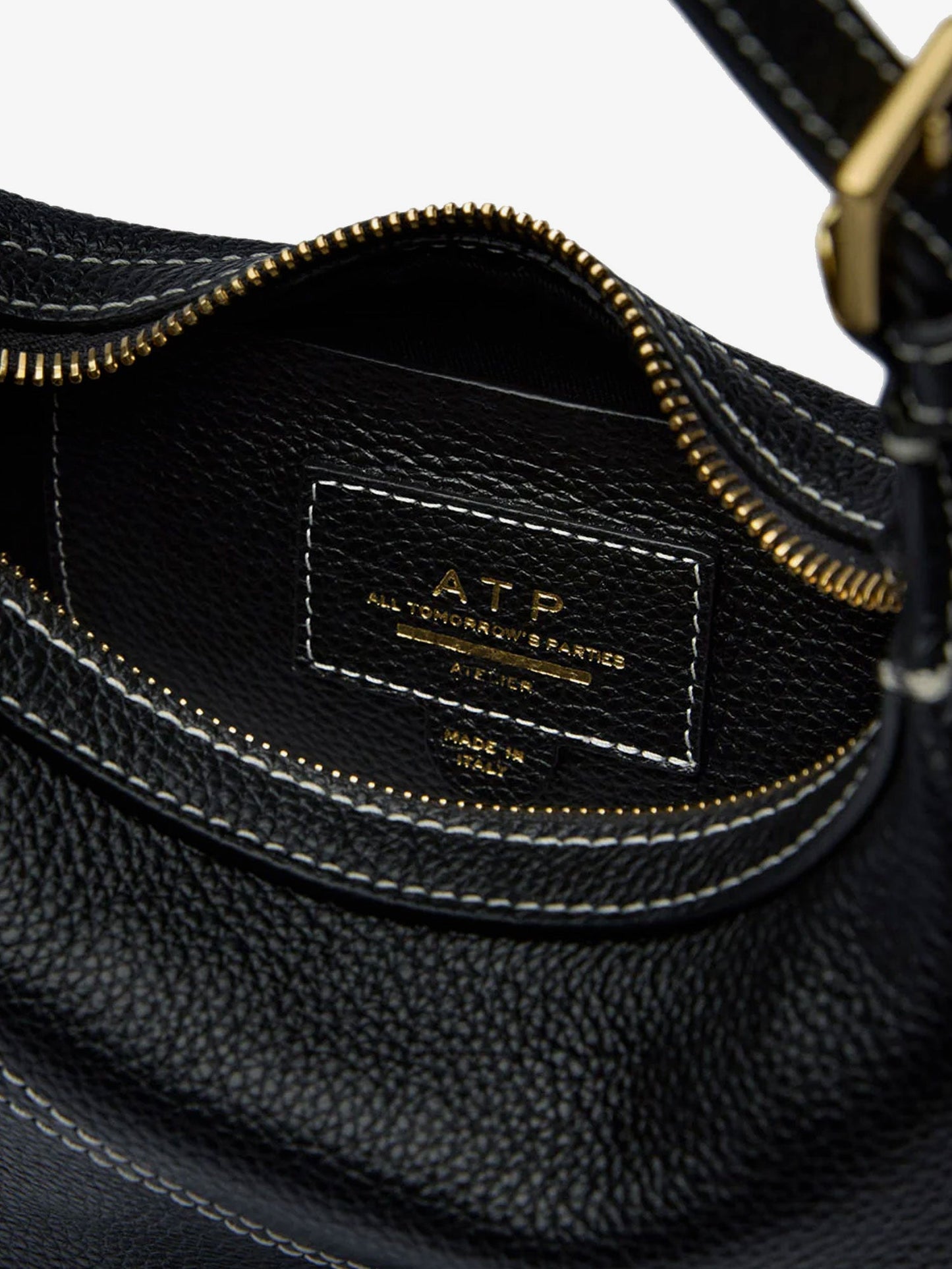 Silea Mandorla leather crossbody bag