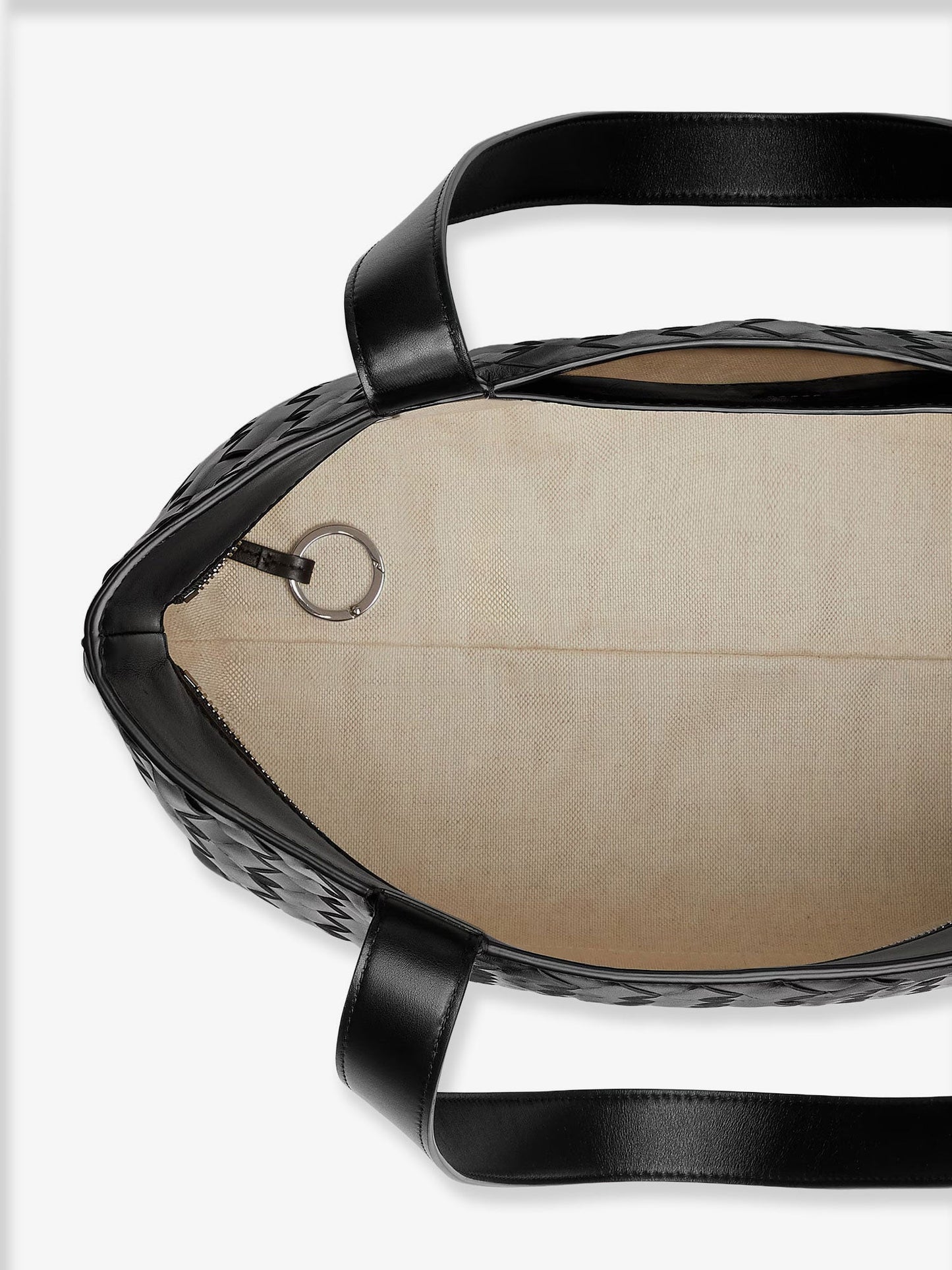 Leather shoulder bag with Intrecciato motif