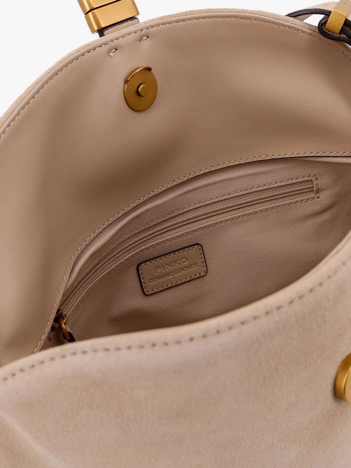 Leather shoulder bag with metal logo detail