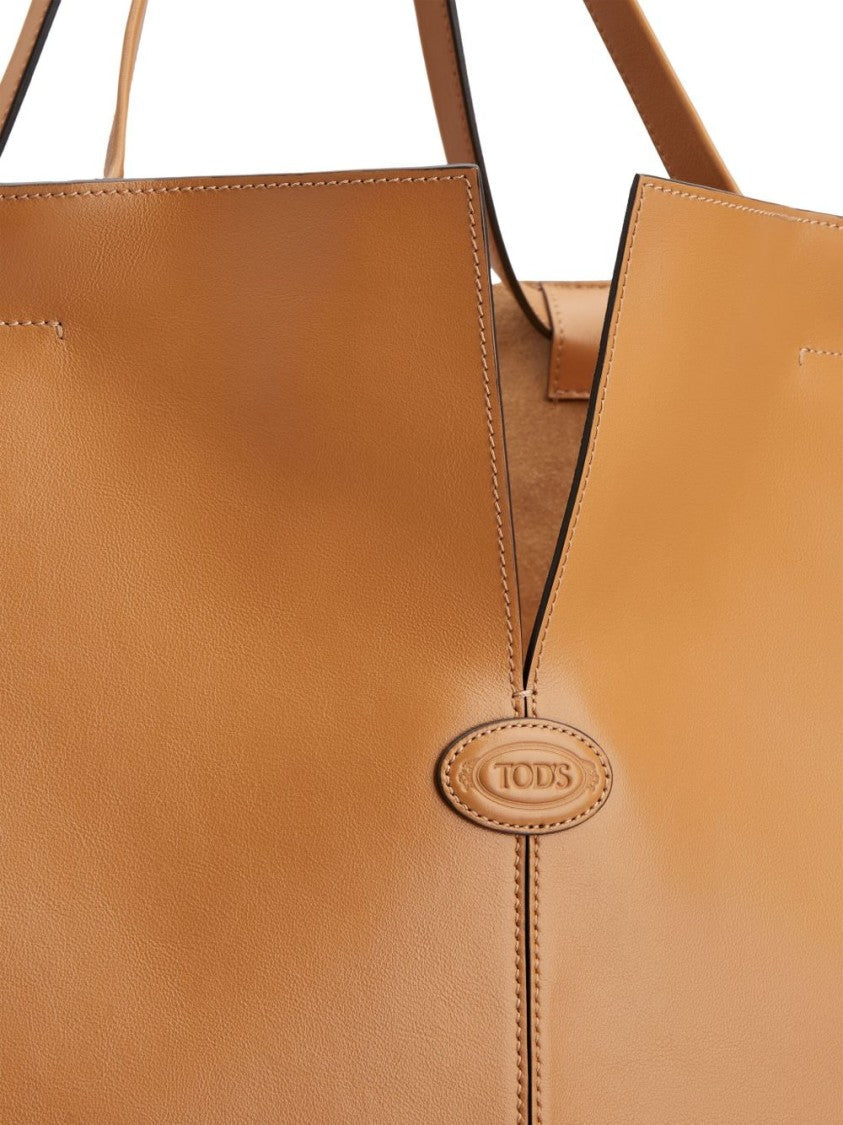 Tod's Smooth Brown Leather Tote