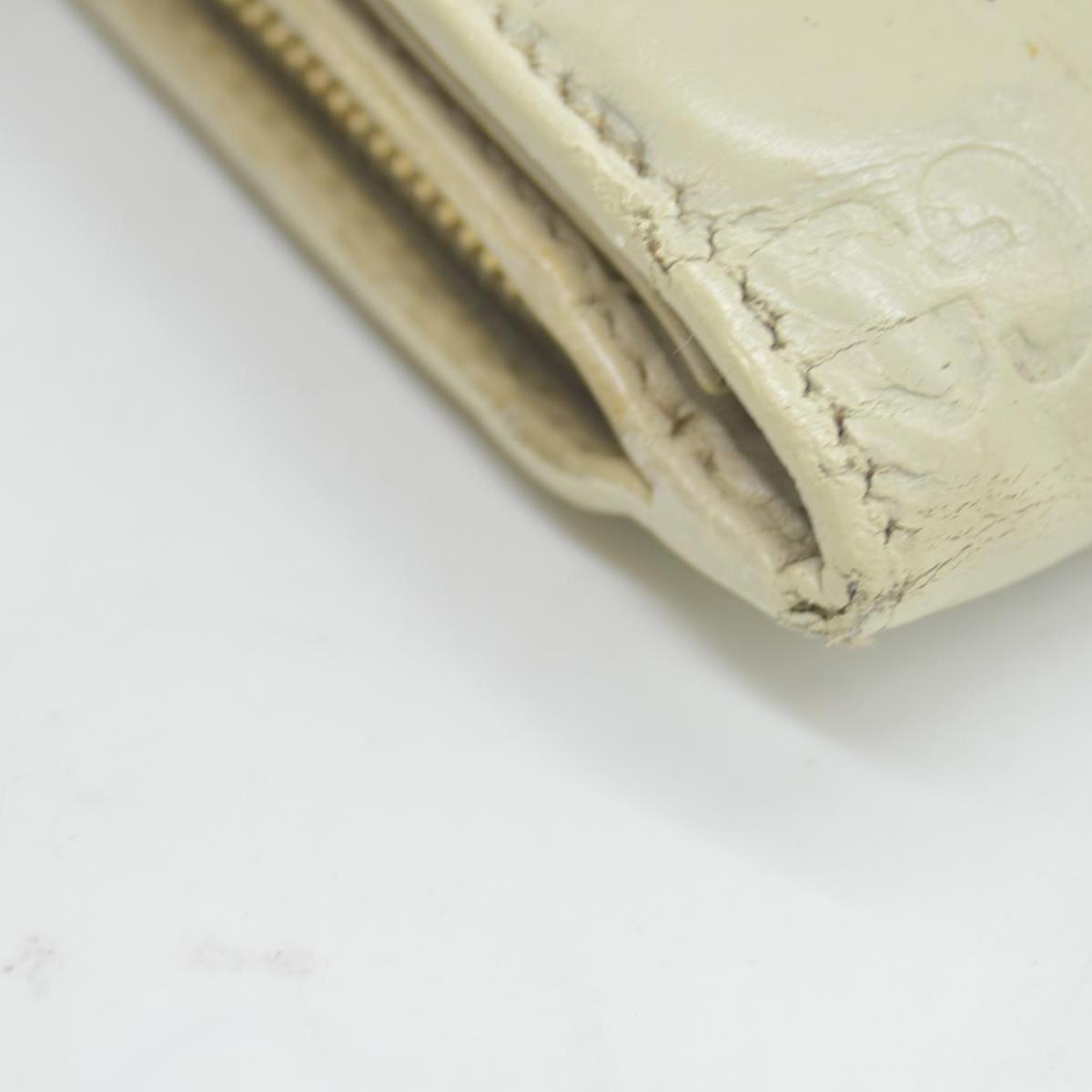 Gucci GG Signature Leather Continental Wallet in Ivory CONSIGNMENT