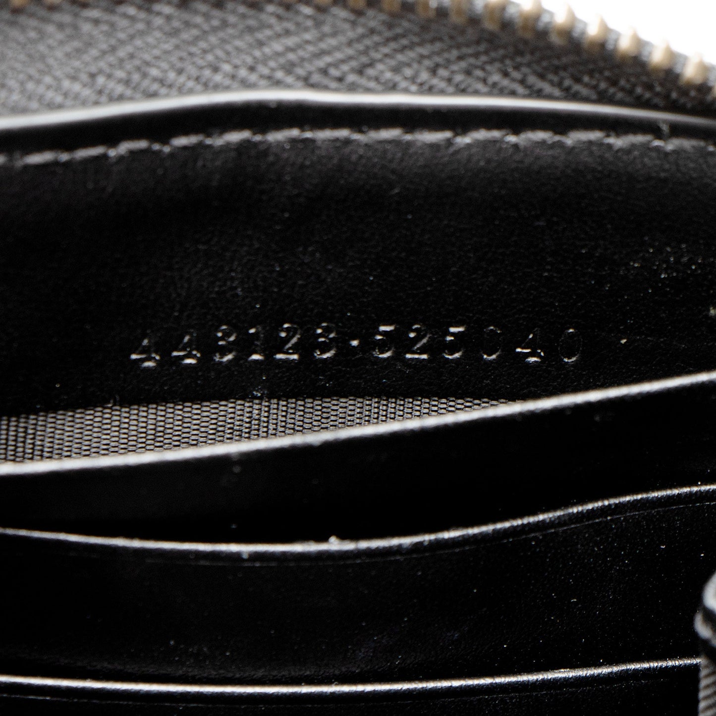 Gucci Matelasse Leather GG Marmont Zip Wallet