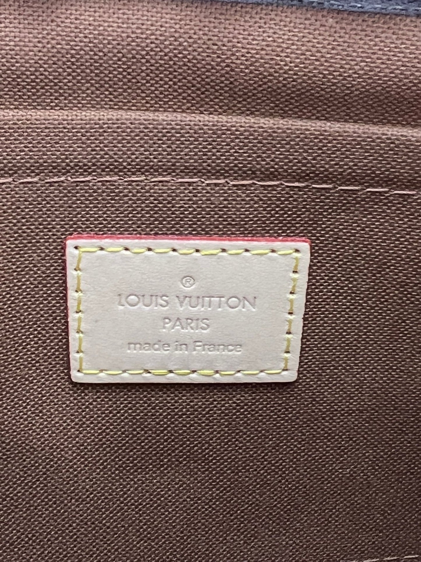 Louis Vuitton Pochette Set