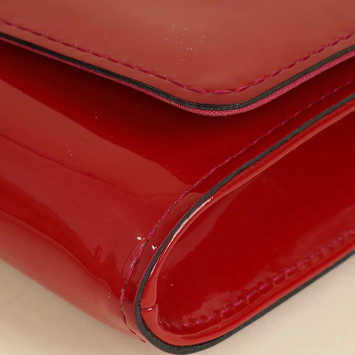 Louis Vuitton Red Vernis Louise Clutch