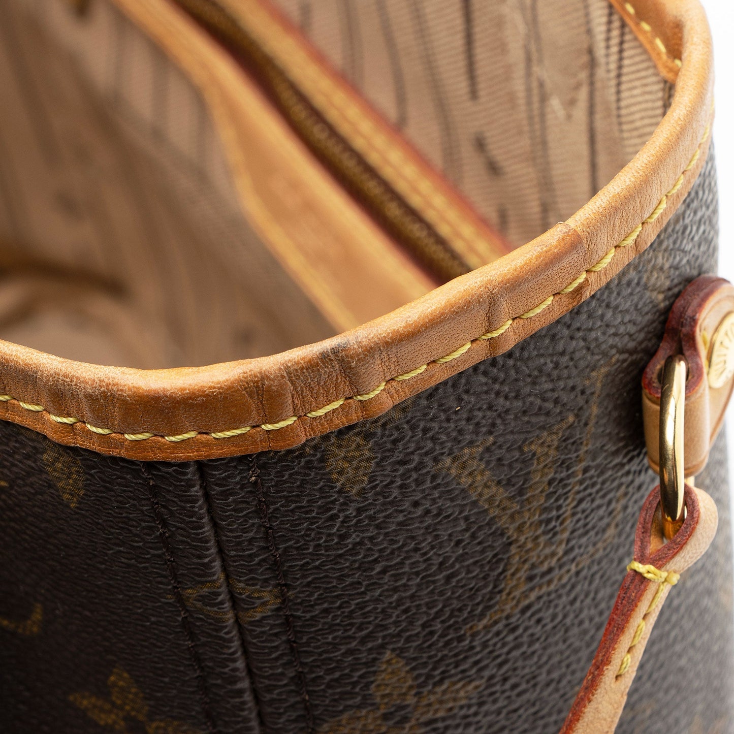 Louis Vuitton Monogram Canvas Neverfull PM Tote (SHF-igruyY)