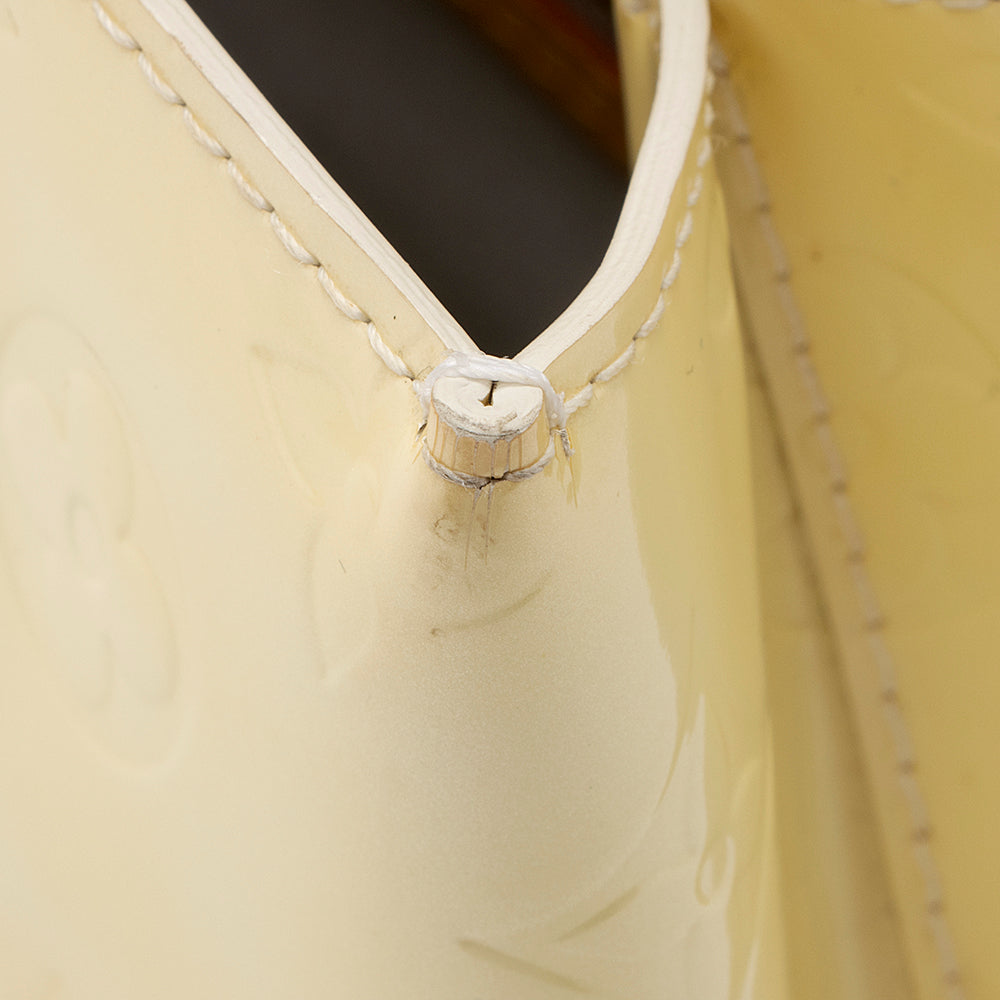Louis Vuitton Monogram Vernis Reade PM Tote (SHF-21267)