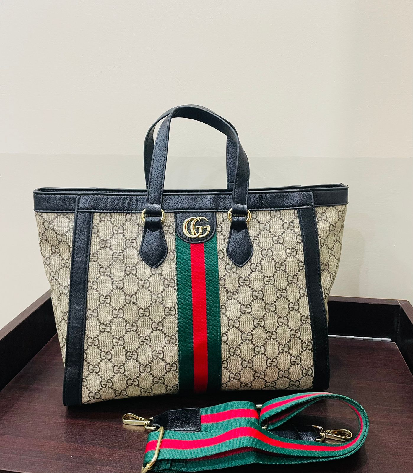 GUCCI-Inspired Tote โ High Quality Women Bag (Elegant & Spacious)(Black)