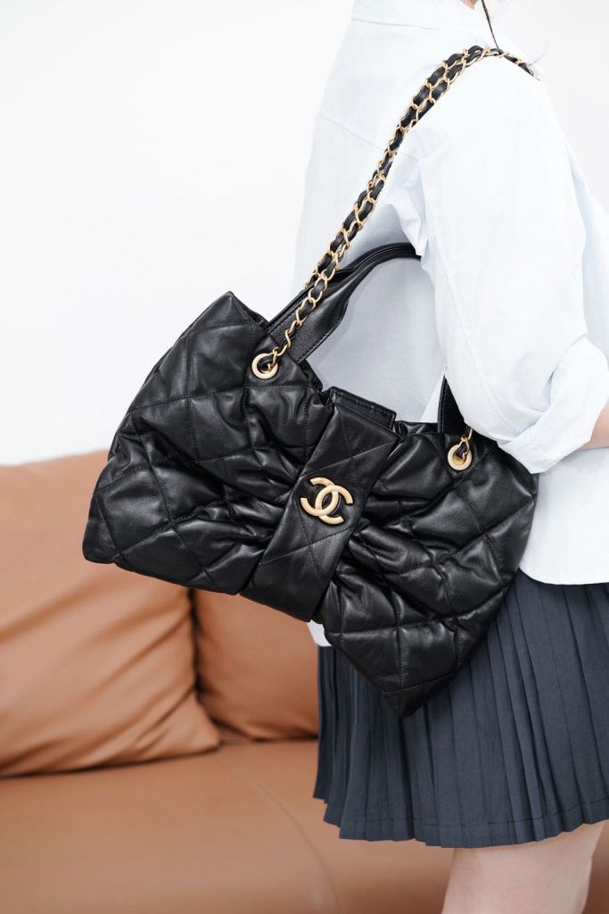 C-H-A-N-E-L Bow 25C Women Bag β Premium Edition (Black)
