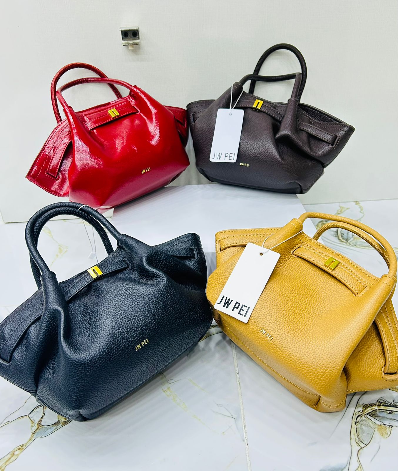 J-W P-E-I Hana Mini Women Bag β Shiny Material Edition (Black)