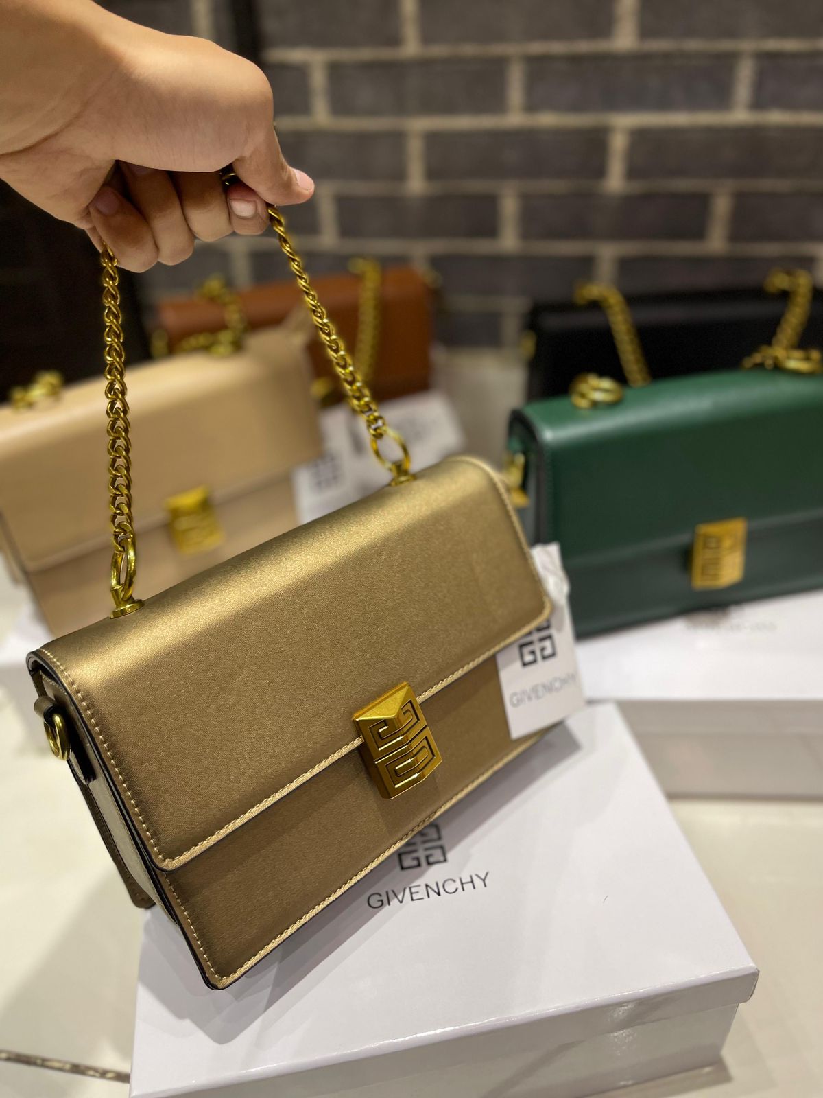 G-I-V-E-N-C-H-Y Small 4G Chain Women Bag β Premium Edition (Gold)