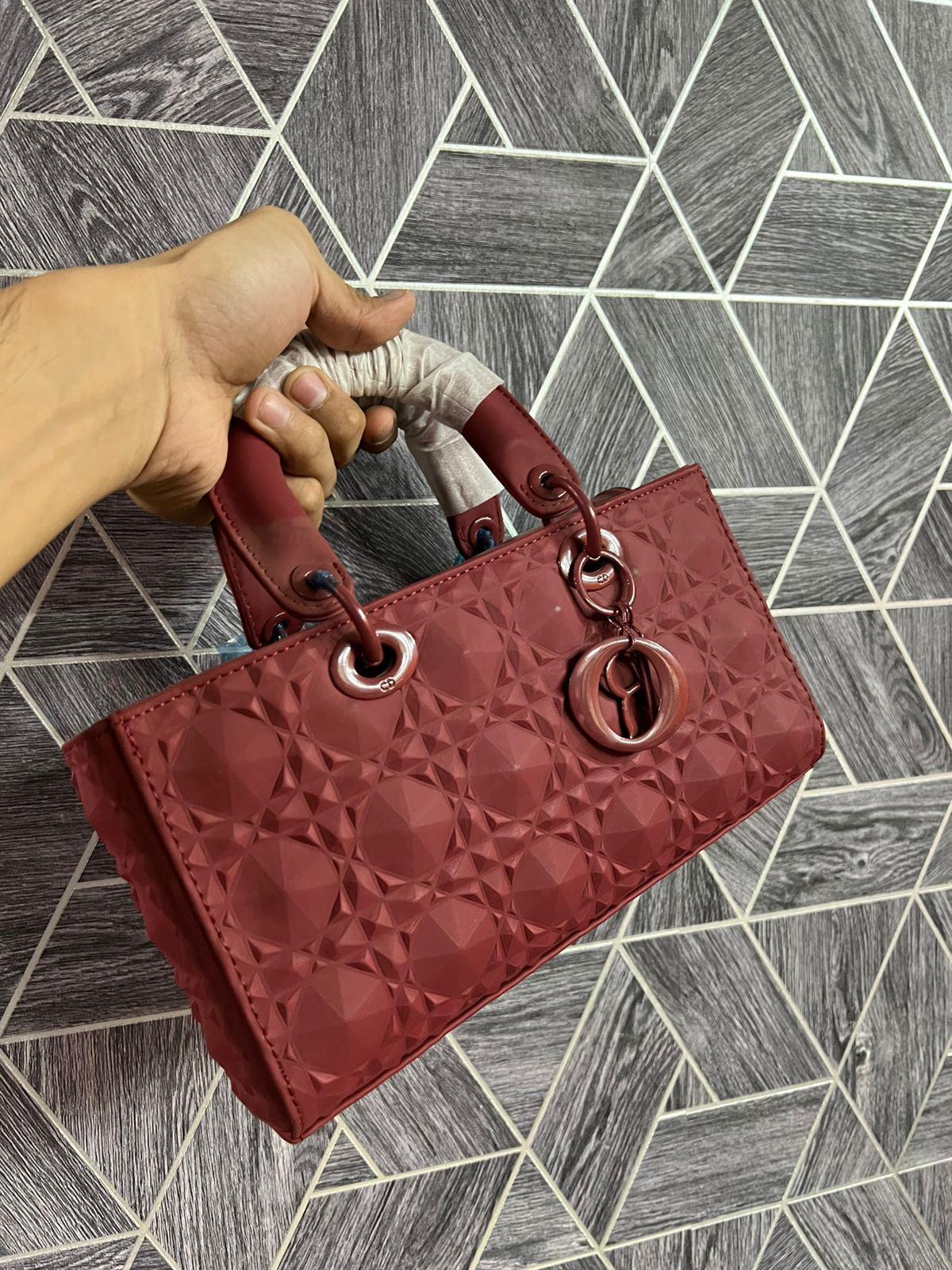 C-H-R-I-S-T-I-A-N D-I-O-R Lady D-Joy Medium Women Bag β Master Quality Edition (Maroon)