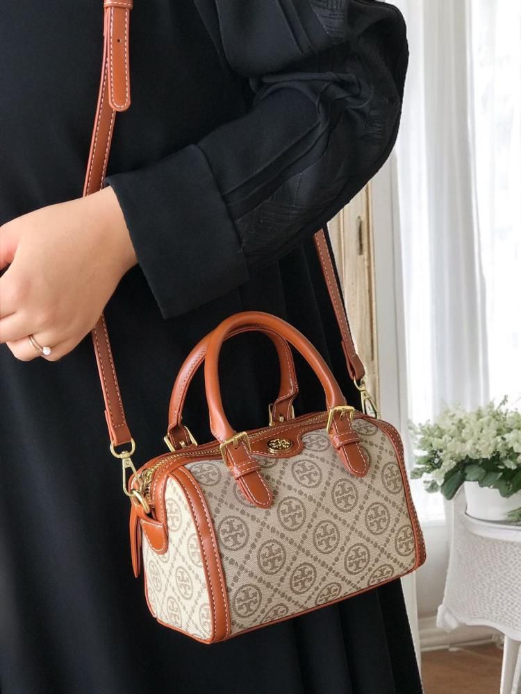 T-O-R-Y B-U-R-C-H Duffle Women Bag โ Travel Edition (Brown/Beige)