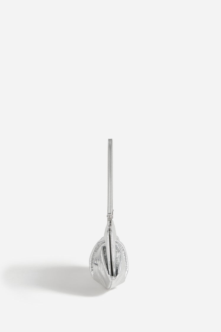 Themoirè Textured Pineapple Leaf Handbag With Leaf-Like Embellishments
