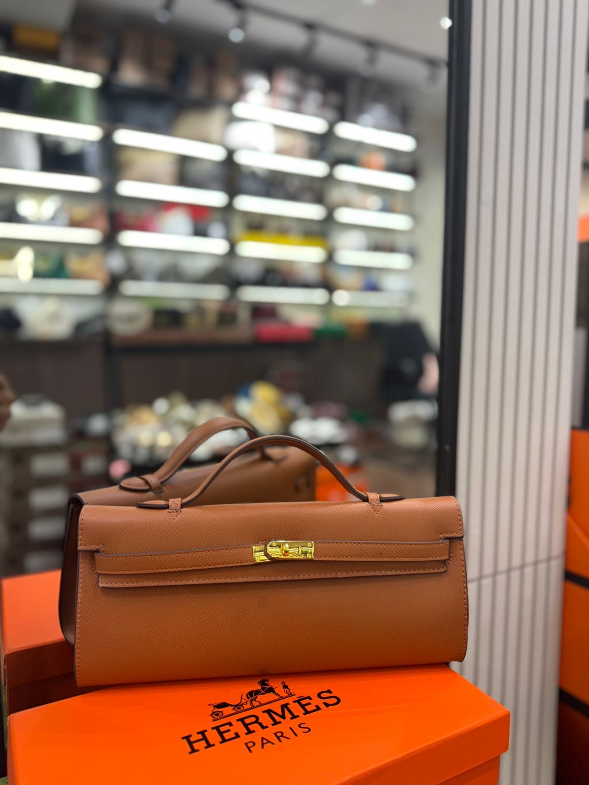 HERMÈS Kelly Cut Clutch – Luxury Women Bag in Gold-Toned Hardware | Premium Quality (Brown)