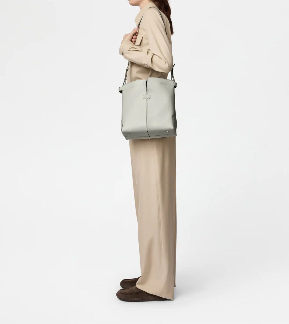 Tod's Structured Calf Leather Tote Bag With Embossed Logo