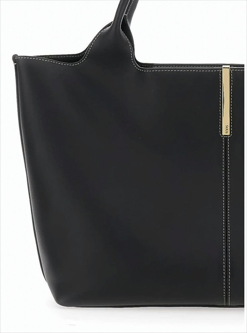 Tod's Calf Leather Shoulder Bag With Minimalist Design