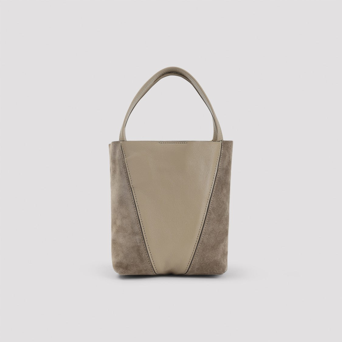 Chloé Structured Bucket Handbag In Buffalo Leather