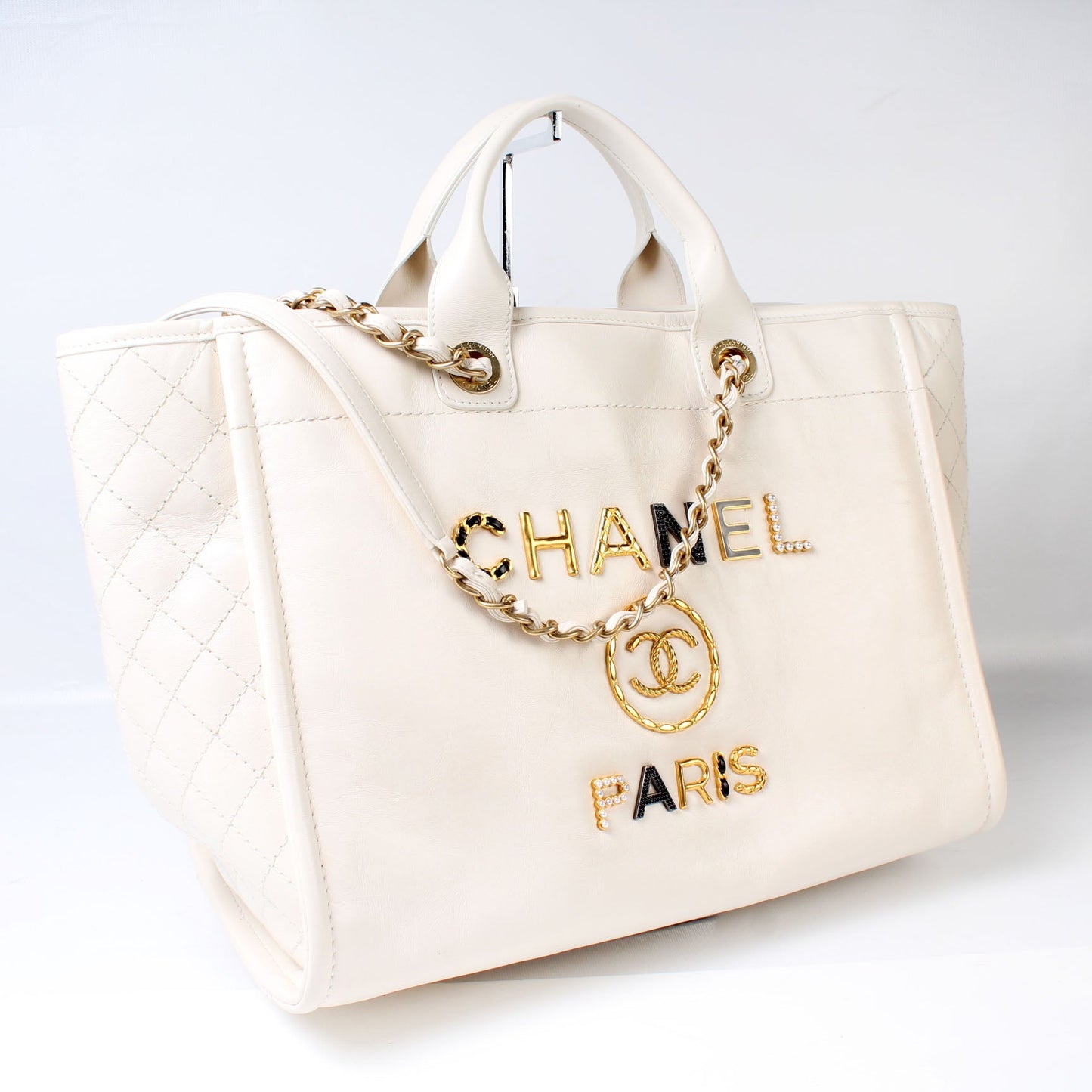 Deauville Charms Leather Medium