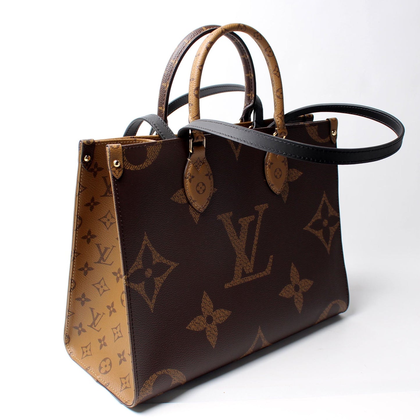 Onthego MM Reverse Monogram