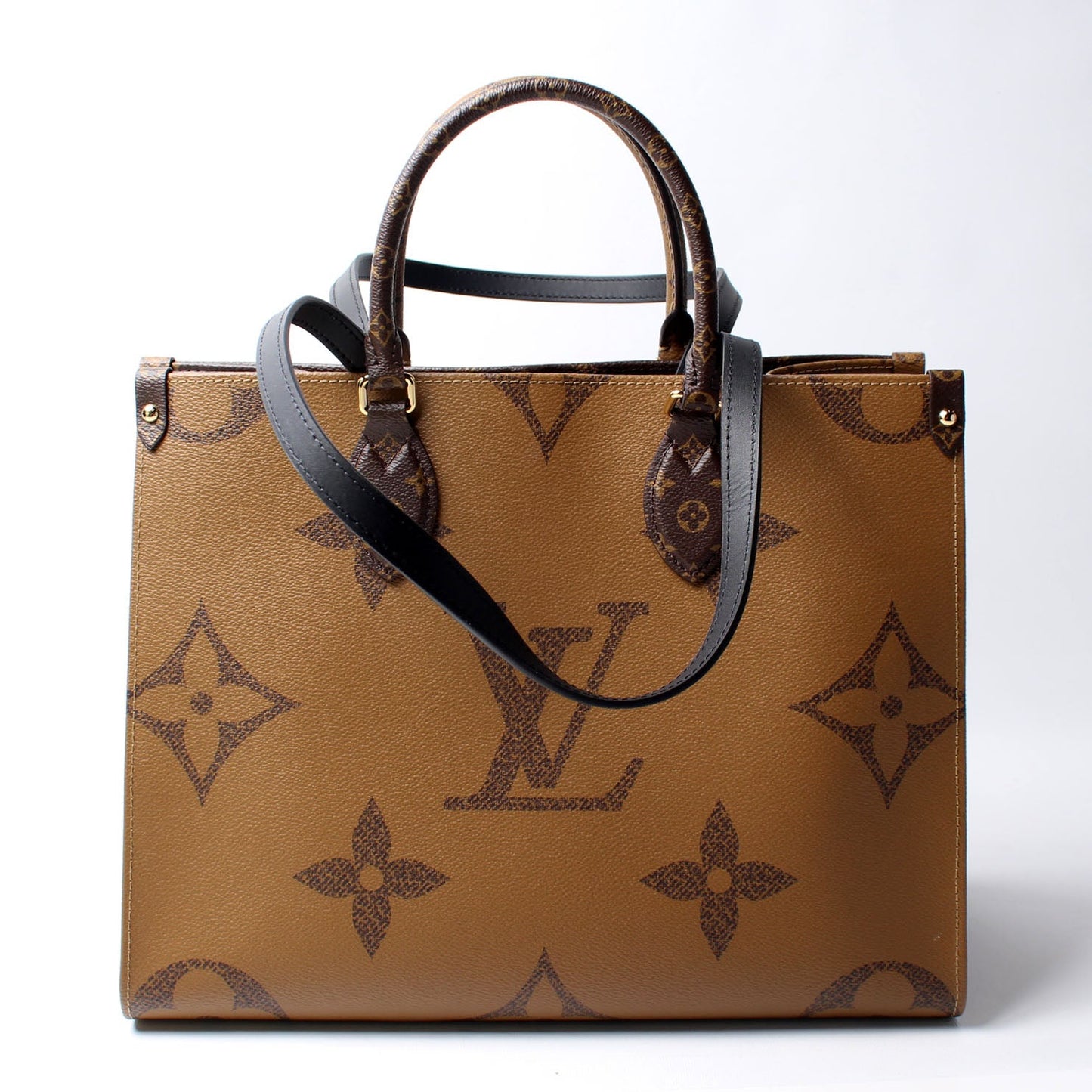 Onthego MM Reverse Monogram