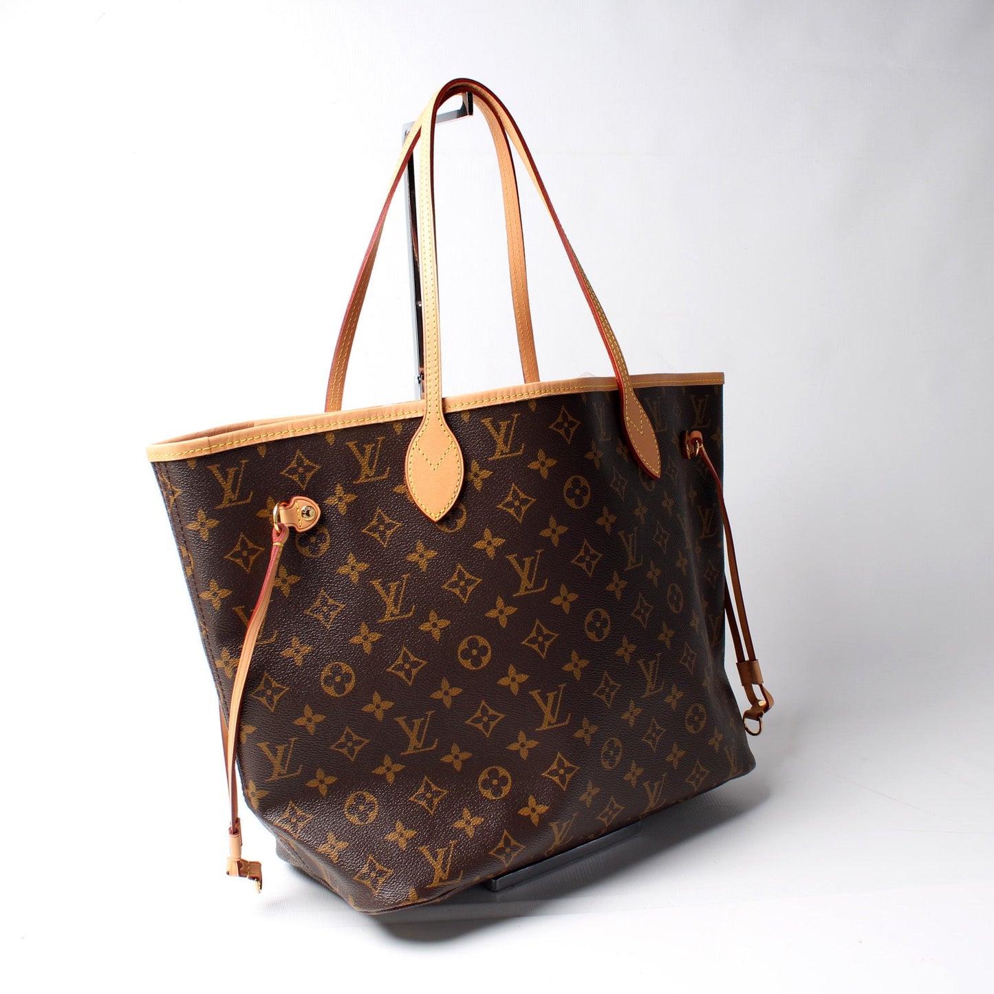 Neverfull MM Monogram