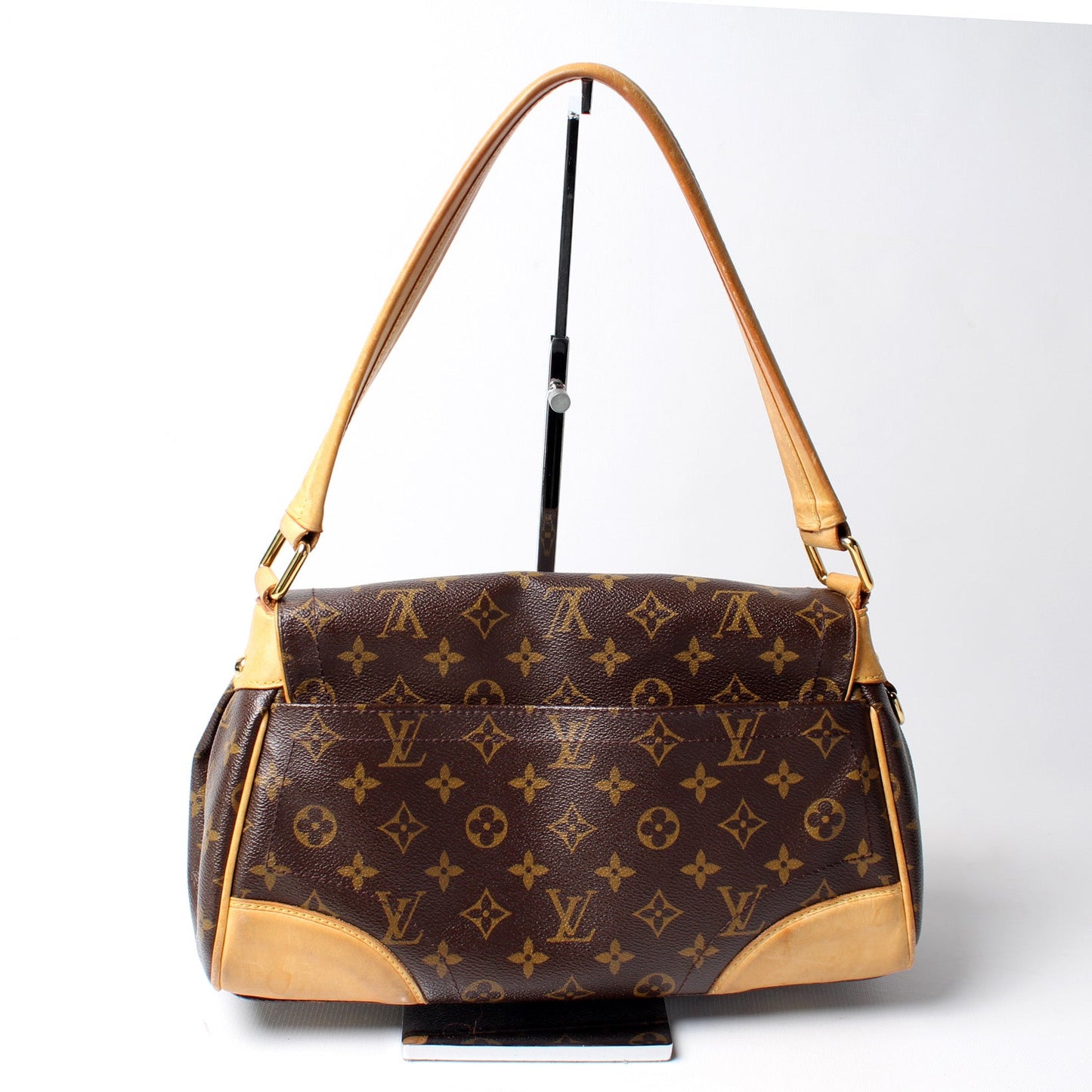 Beverly MM Monogram