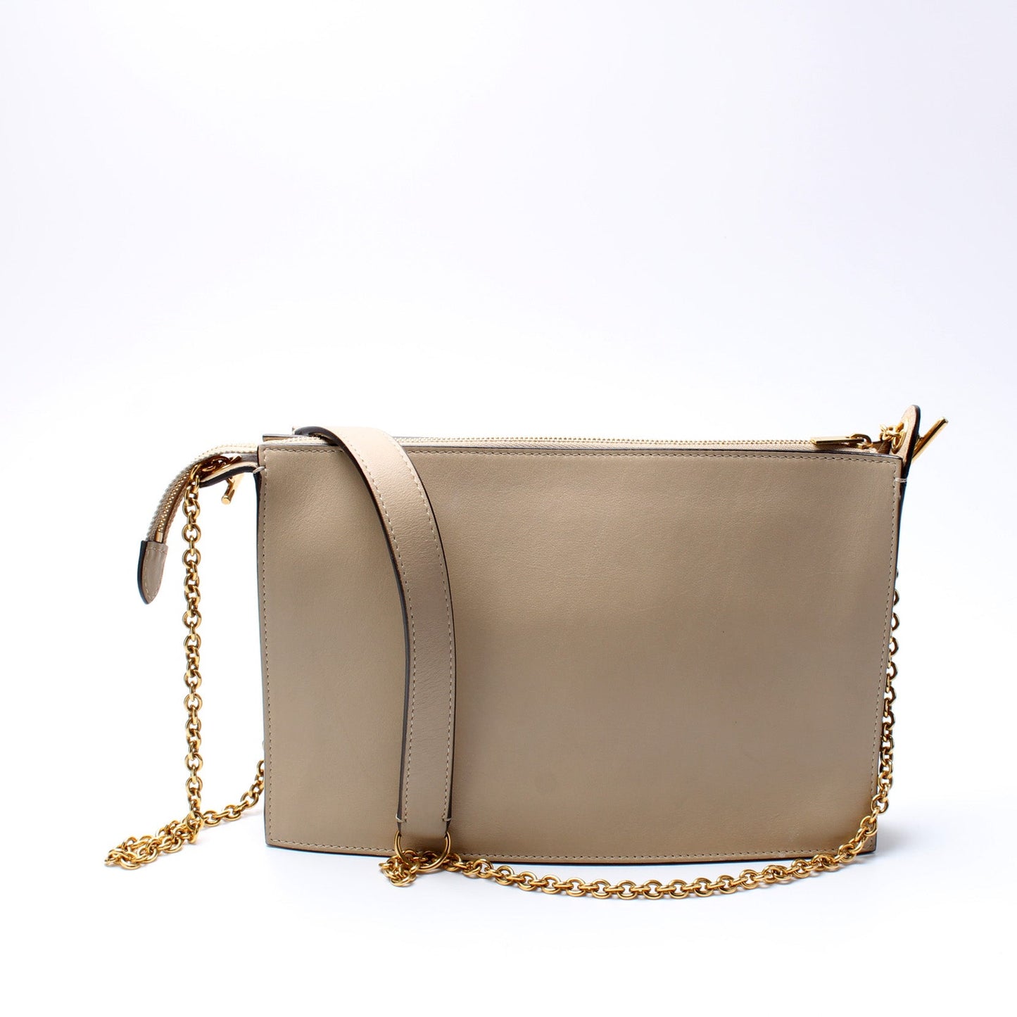 Pocket Clutch on Chain Medium