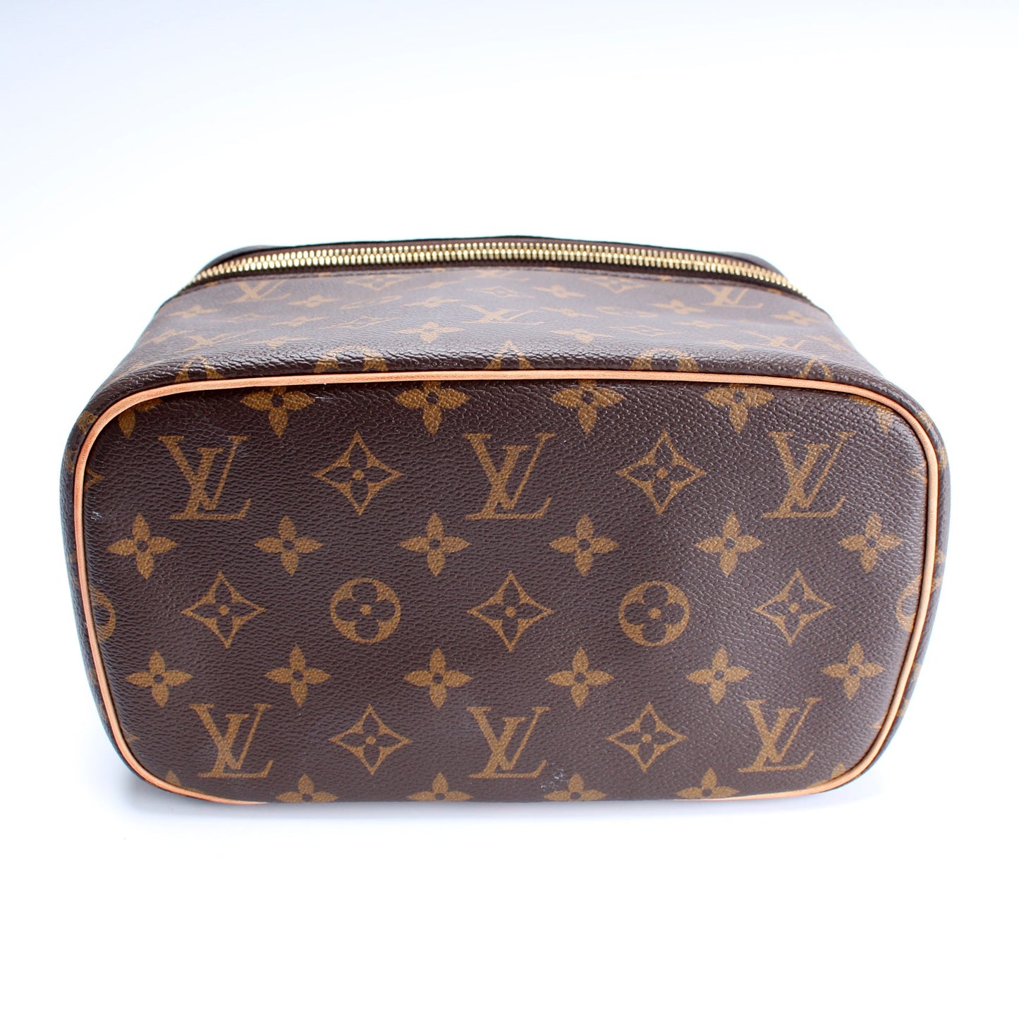 Nice BB Cosmetic Monogram