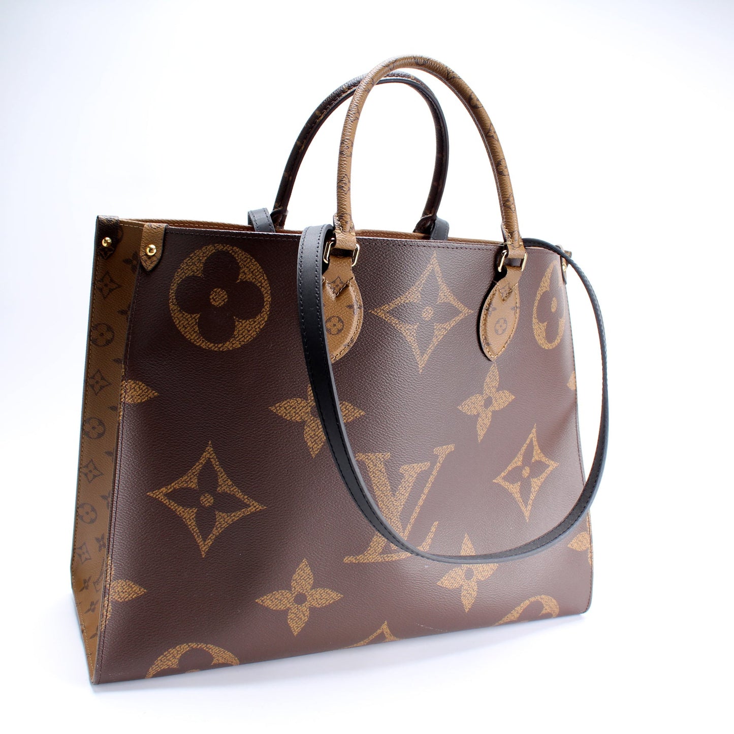 ONTHEGO GM Reverse Monogram