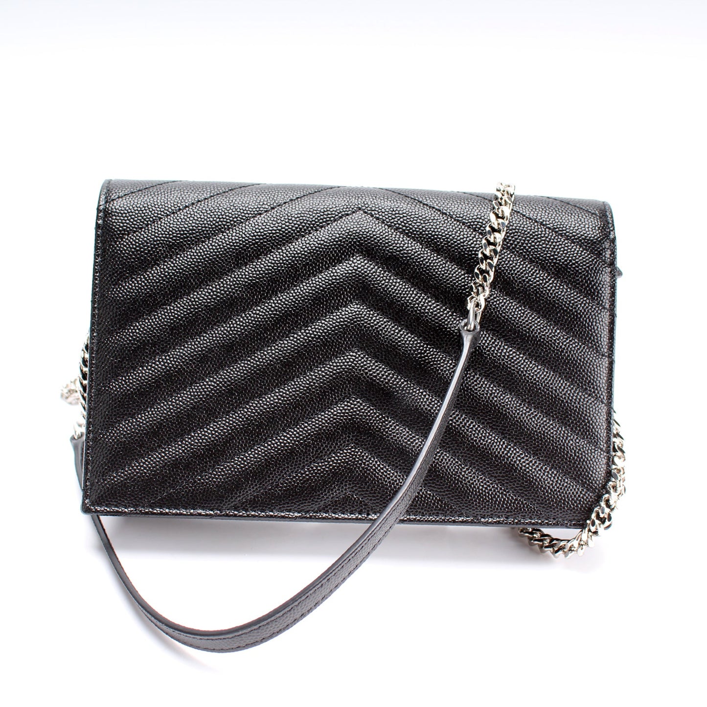 Envelope Chain Wallet 695108