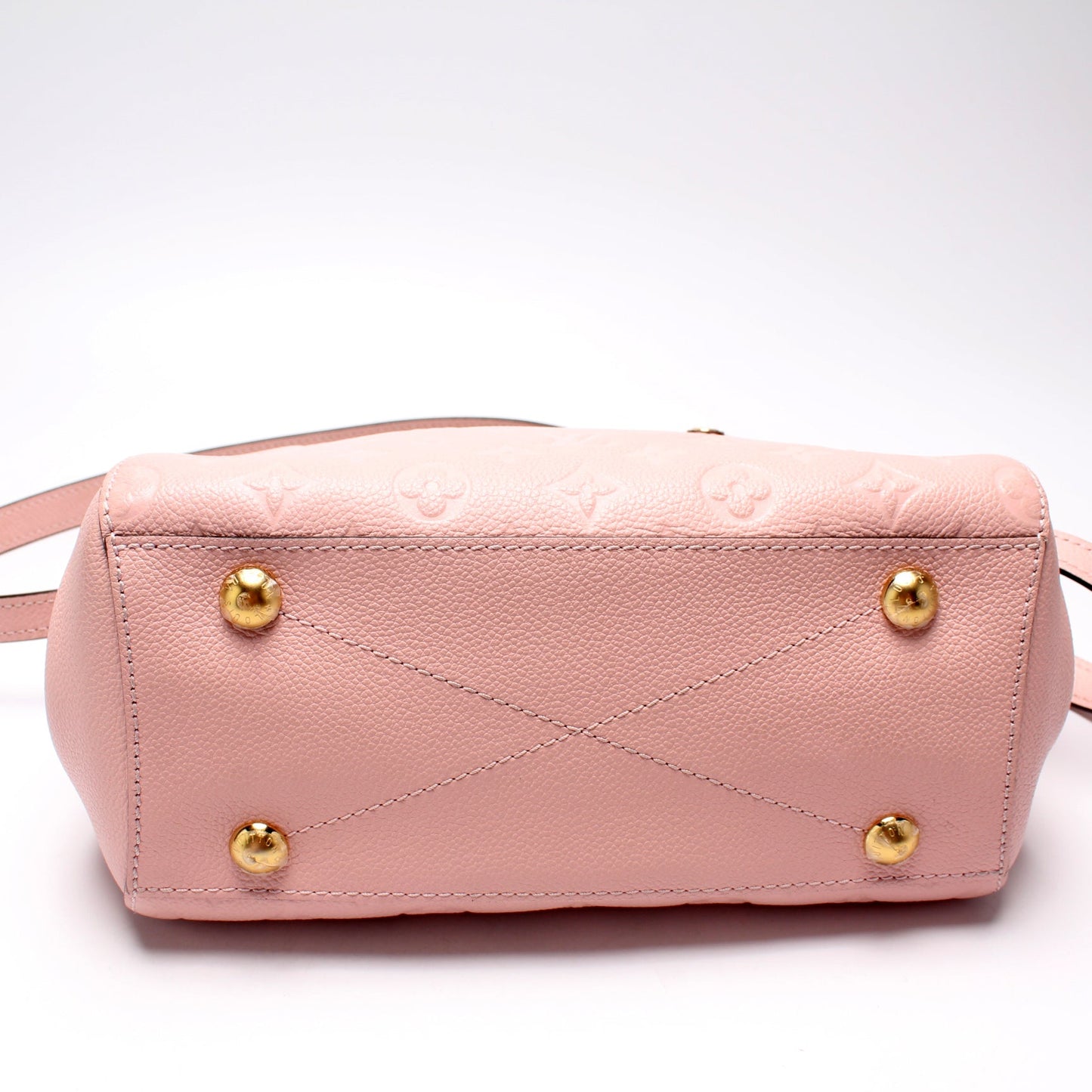 Montaigne BB Empreinte