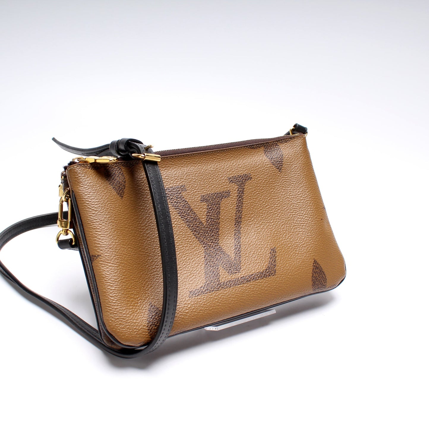 Double Zip Pochette Giant Reverse Monogram