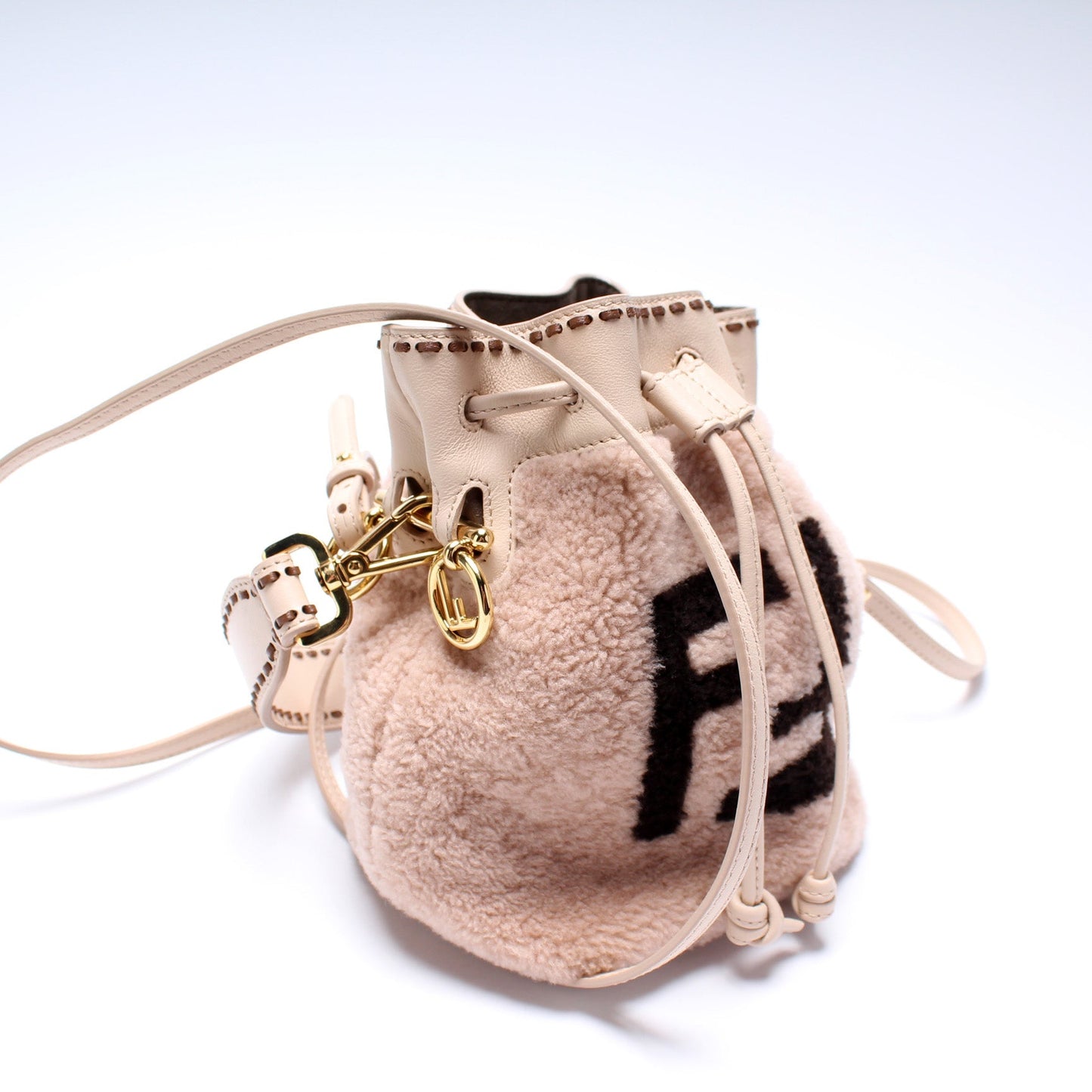 8BS010 Mini Mon Tresor Bucket FF Shearling