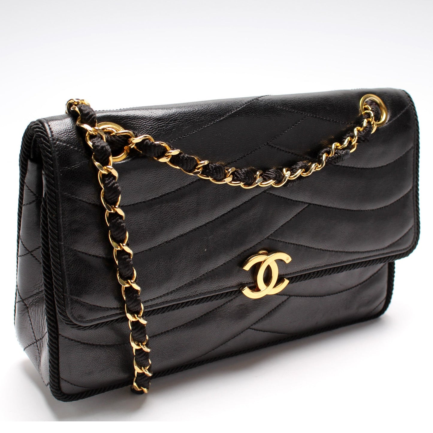 Scallop Quilted Flap Bag Vintage Lambskin