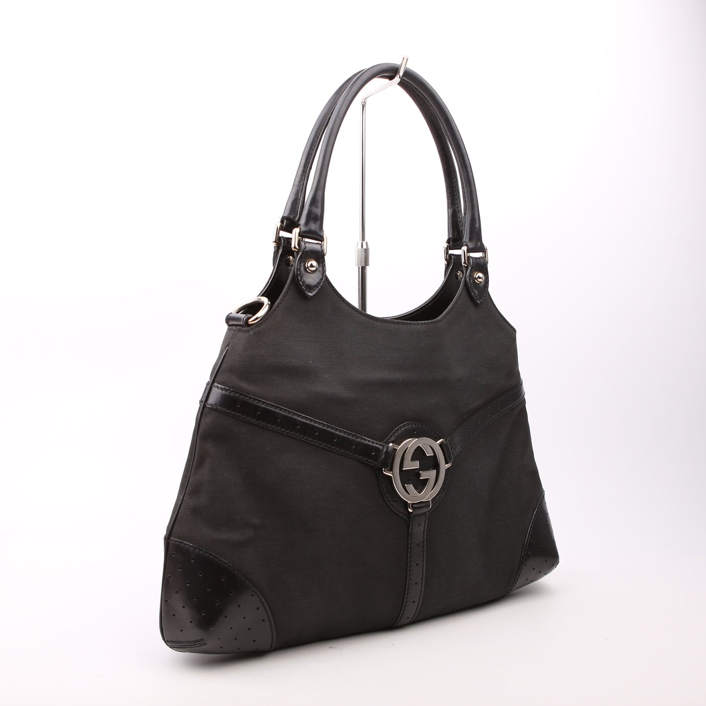 114875 Reins Hobo Canvas/Perforated Leather Black