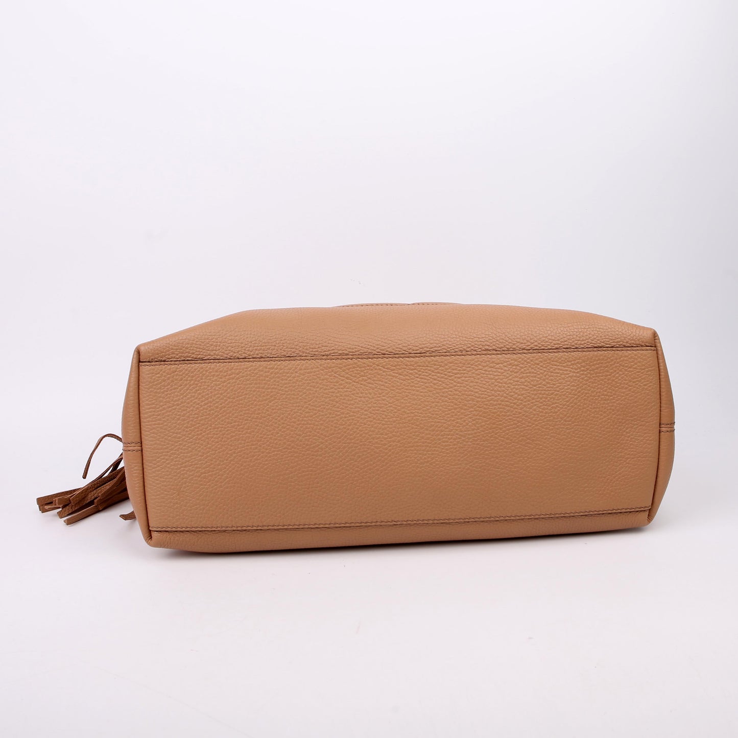 536196 Soho Chain Tote Newer Tan