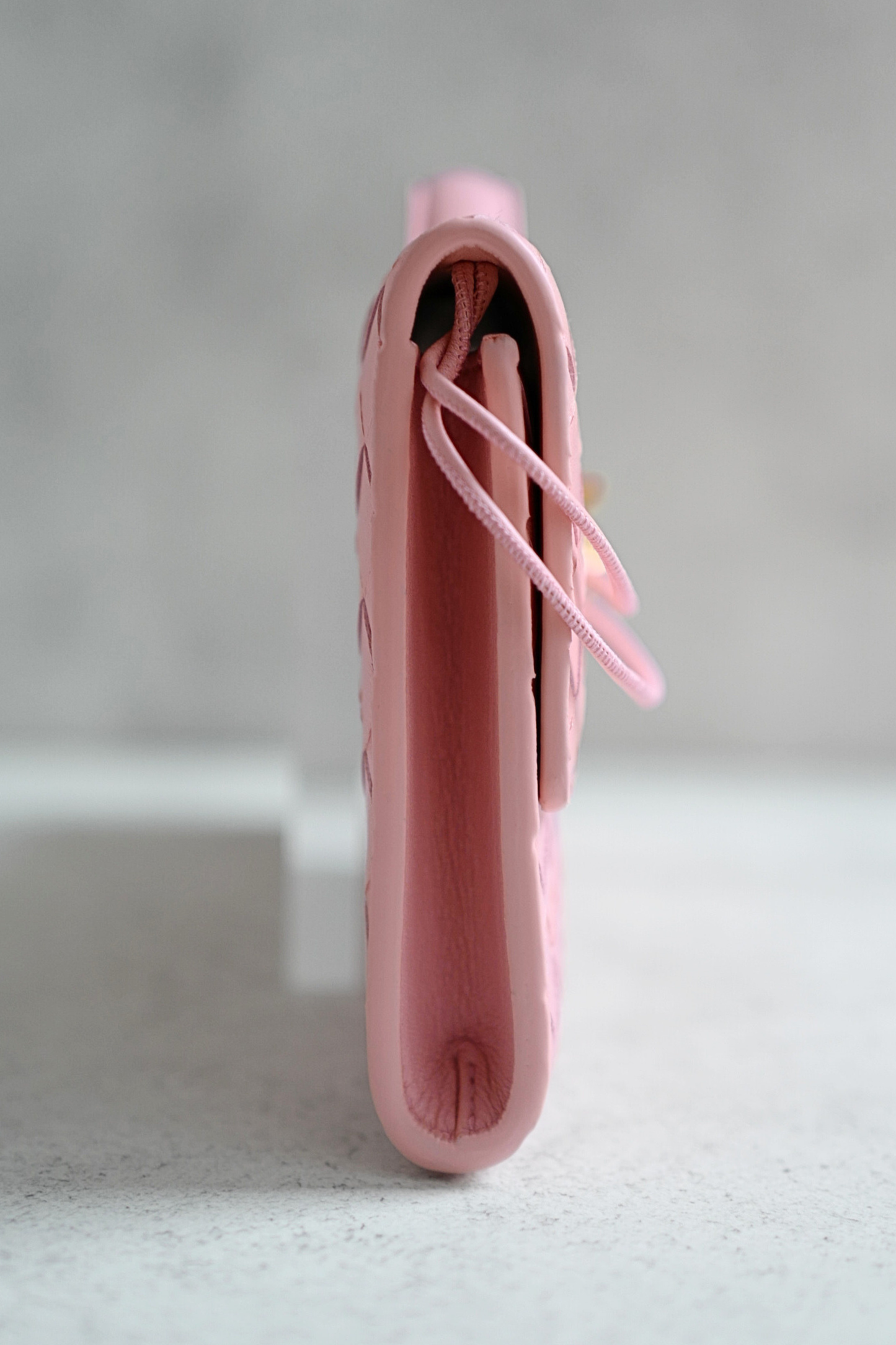 New Bottega Veneta Andiamo Clutch with Handle in Rose