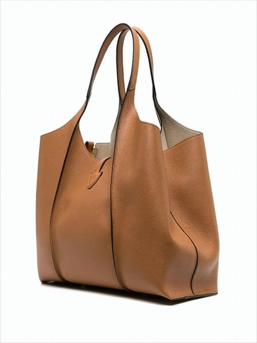 Tod's Structured Smooth Leather Shoulder Bag With T-Shaped Buckle
