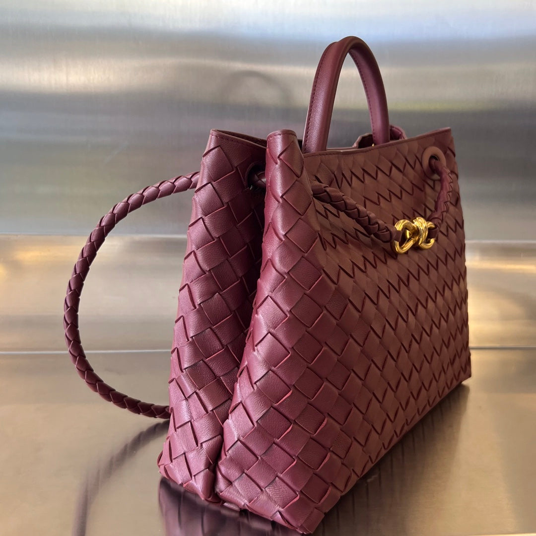 MEDIUM ANDIAMO 32 IN BURGUNDY LAMBSKIN