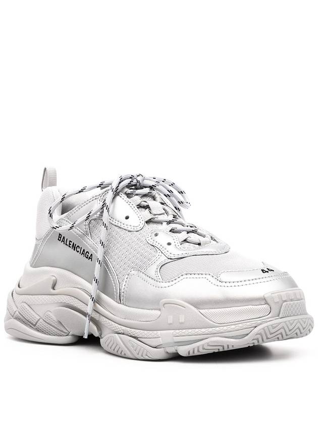 Luxury Balenciaga Trending 2025 Triple S Low Top Sneakers Silver Metallic