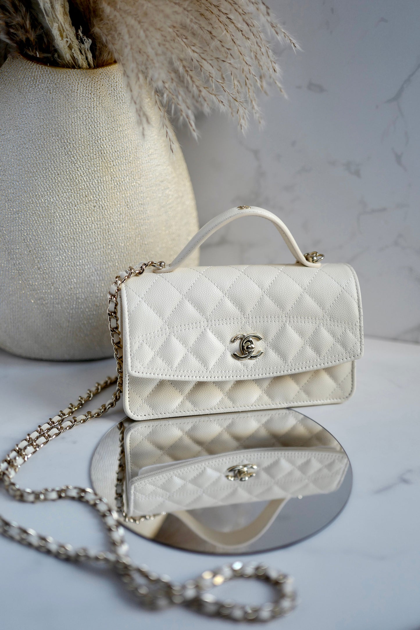BNIB Chanel 25C Light Beige Caviar Leather CC Clutch Bag with Handle Gold HW