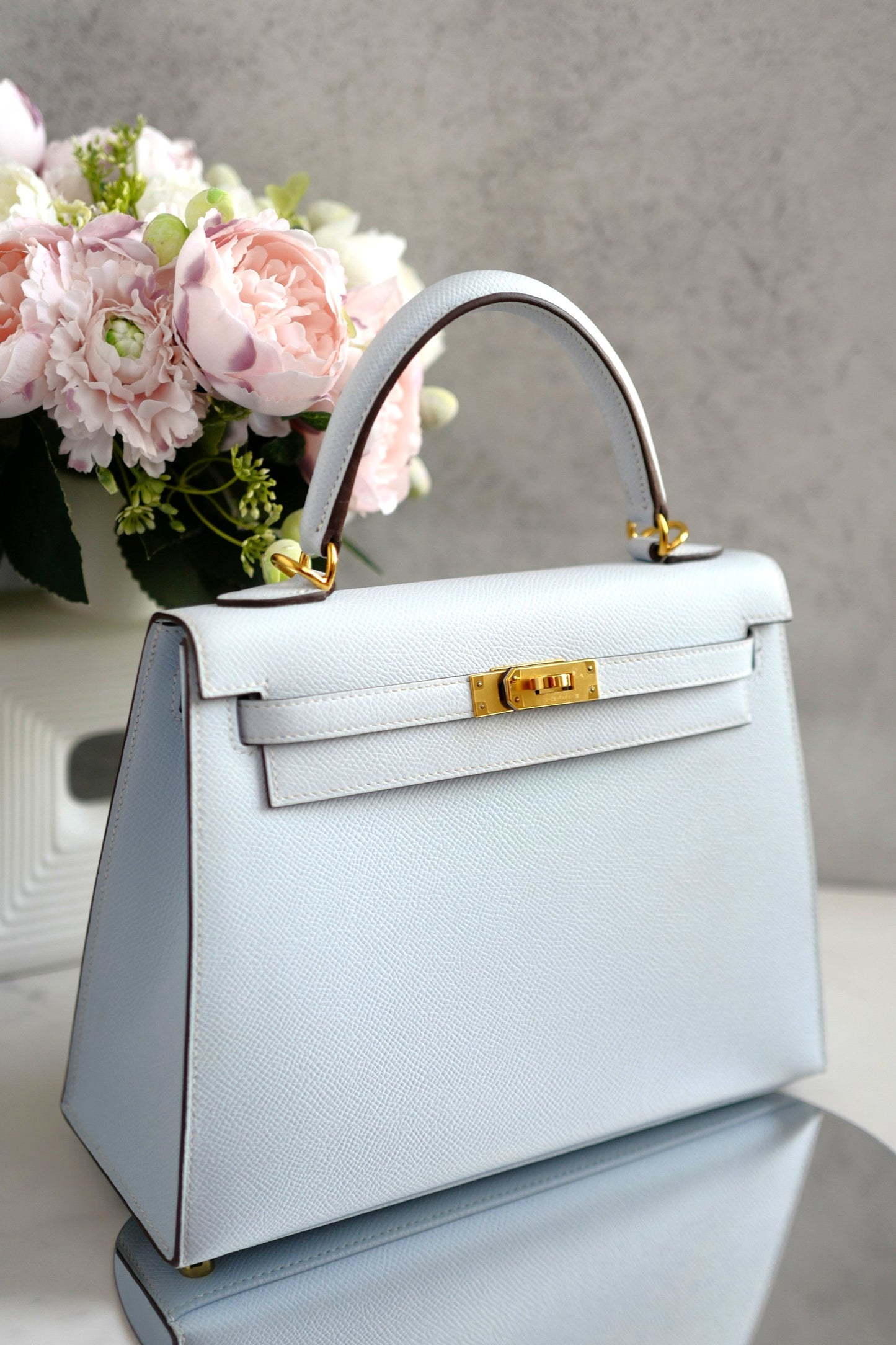 BNIB Hermès Kelly 25 Bleu Brume Epsom Sellier with Gold Hardware