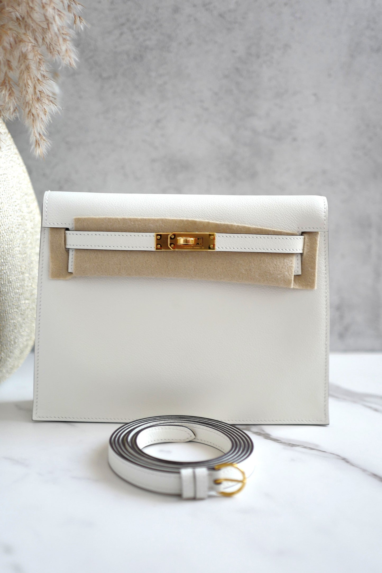 Hermès Kelly Danse Blanc Verso Kraft Gold Hardware W Stamp