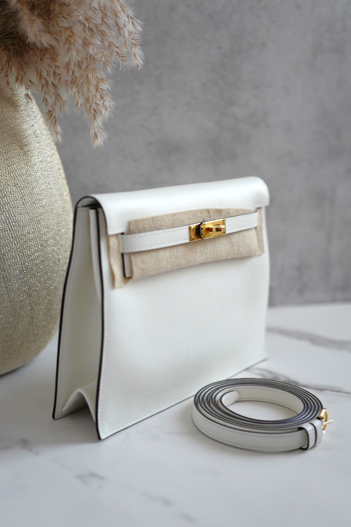 Hermès Kelly Danse Blanc Verso Kraft Gold Hardware W Stamp